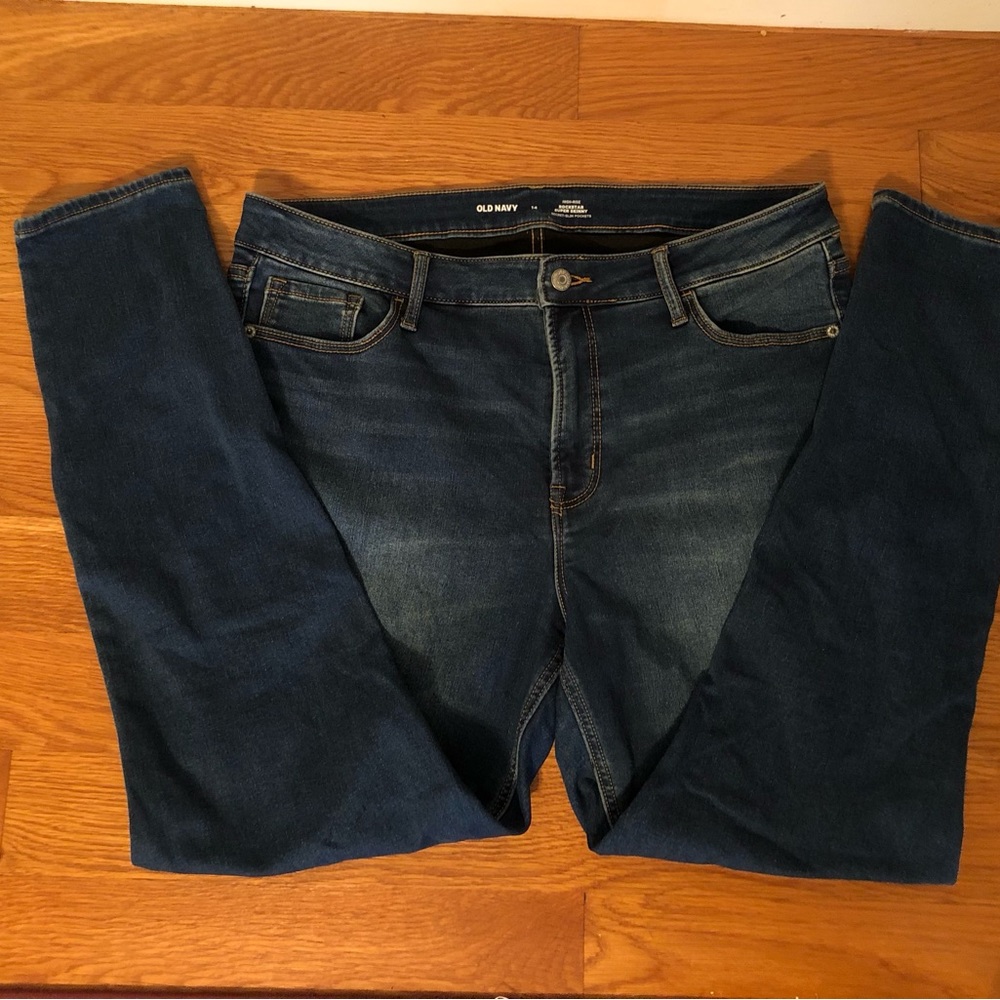 Old Navy rockstar jeans size 14